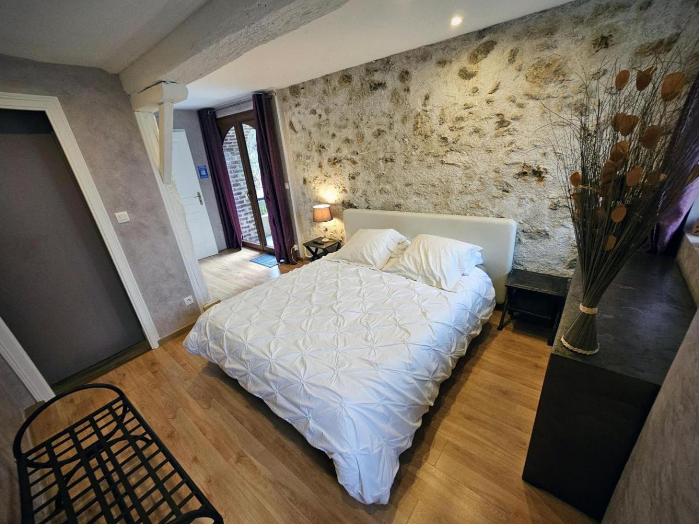 Le Corrigot Otel Pierry Oda fotoğraf