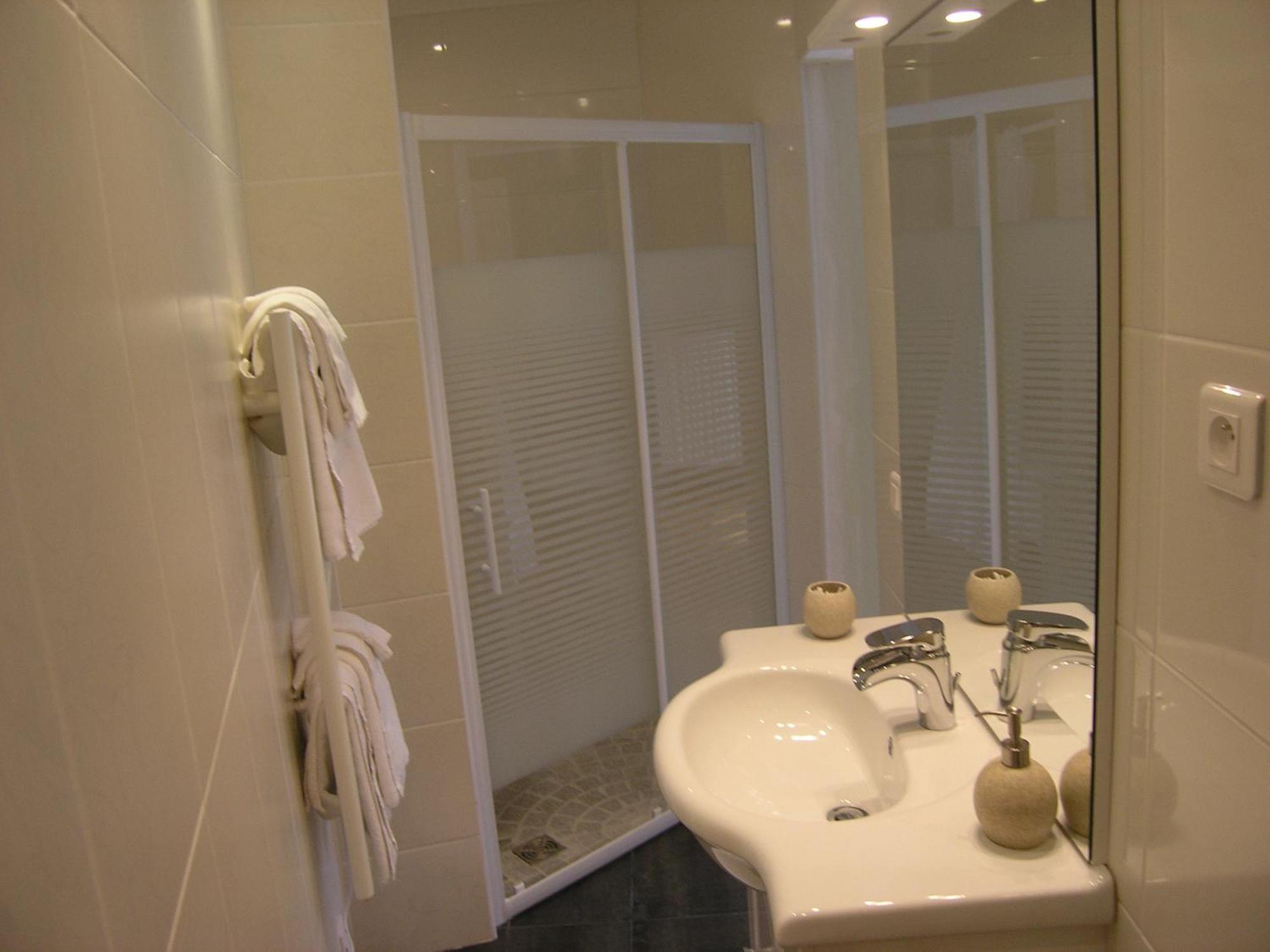 Le Corrigot Otel Pierry Oda fotoğraf